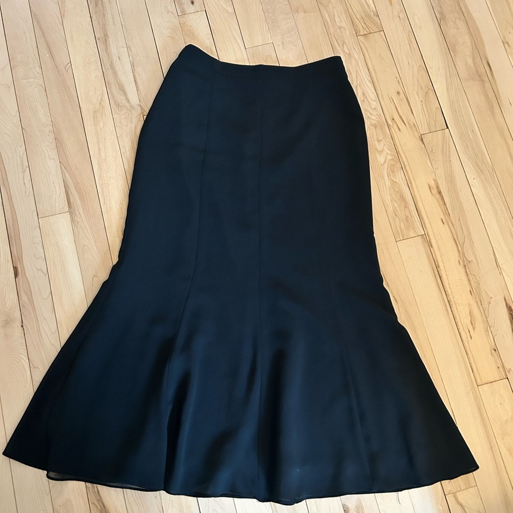 Elegant Black Women's Skirt